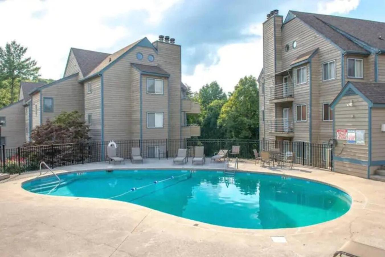 Villa Breathtaking Sunsets, Views, Pool, Heaven Awaits! Gatlinburg Exterior foto